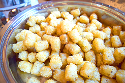 MI16 - THE MERCER ISLAND SWEET SIXTEEN